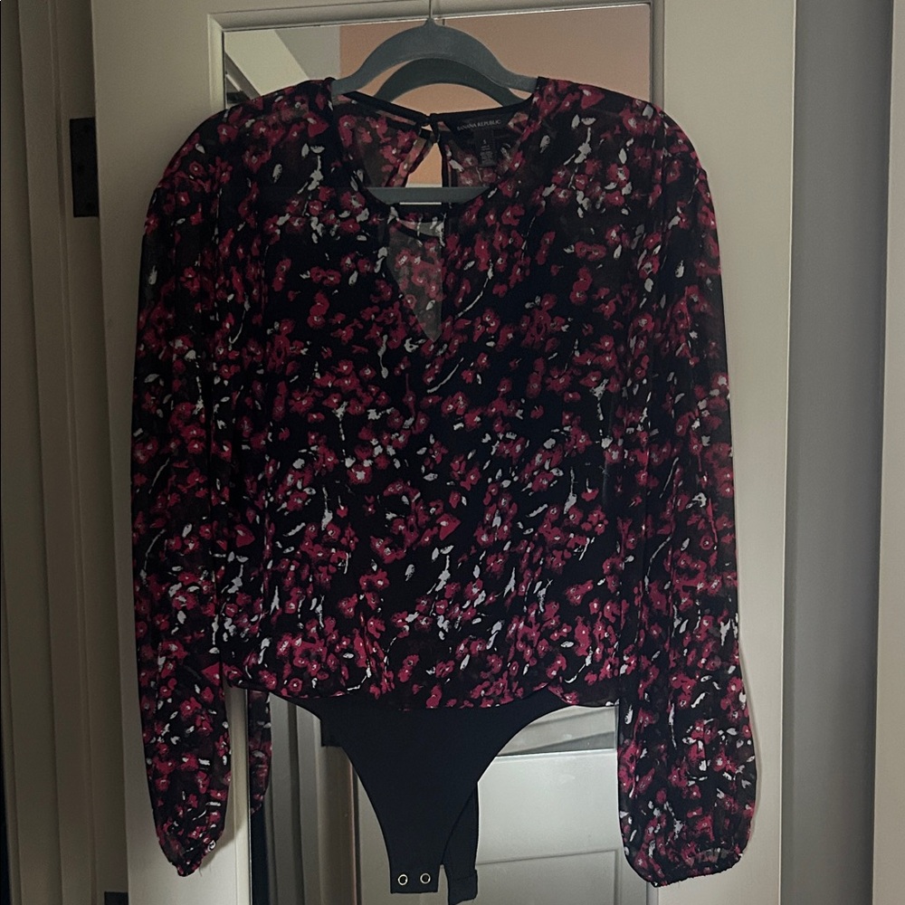 Banana Republic blouse - Picture 2 of 7